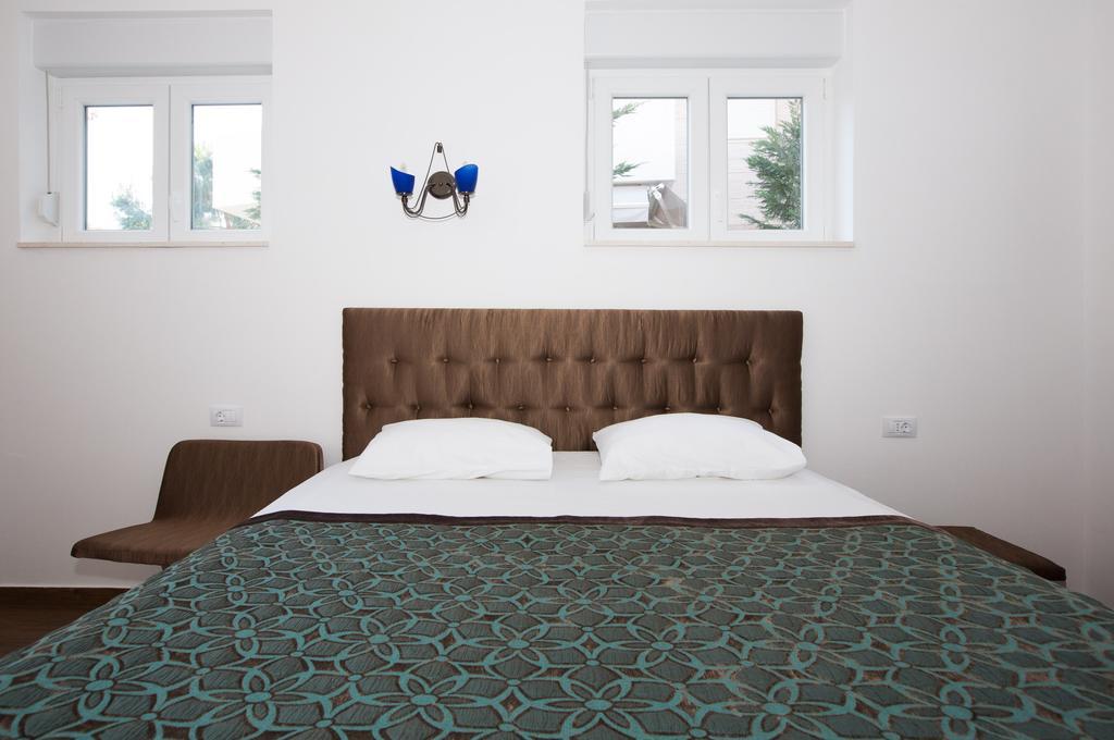 Aida Apartments And Rooms For Couples And Families Free Parking Dubrovnik Quarto foto